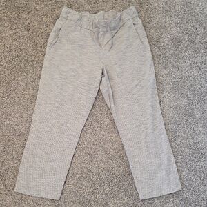Lululemon Keep Moving Crop 23" Grey And White